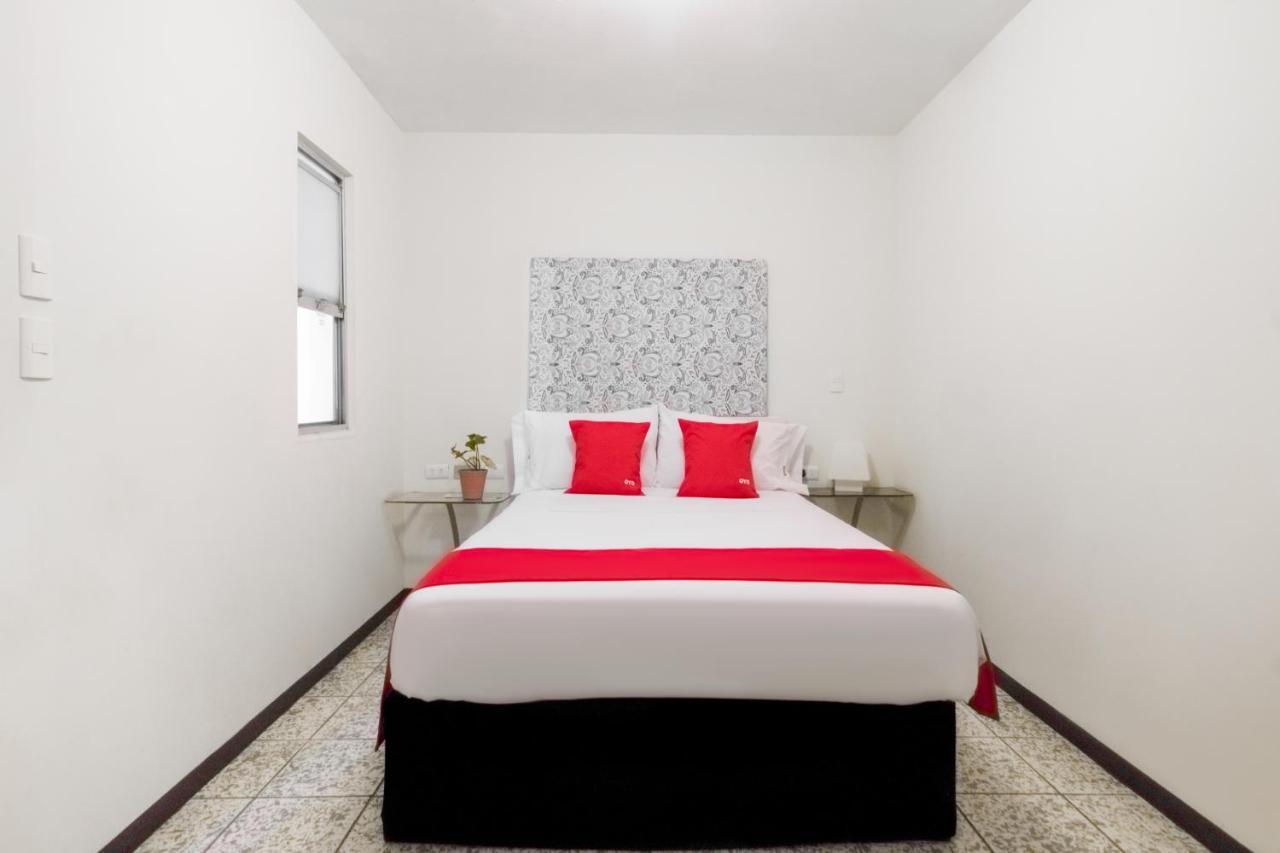 Oyo Hotel Del Llanito, Aguascalientes Ngoại thất bức ảnh