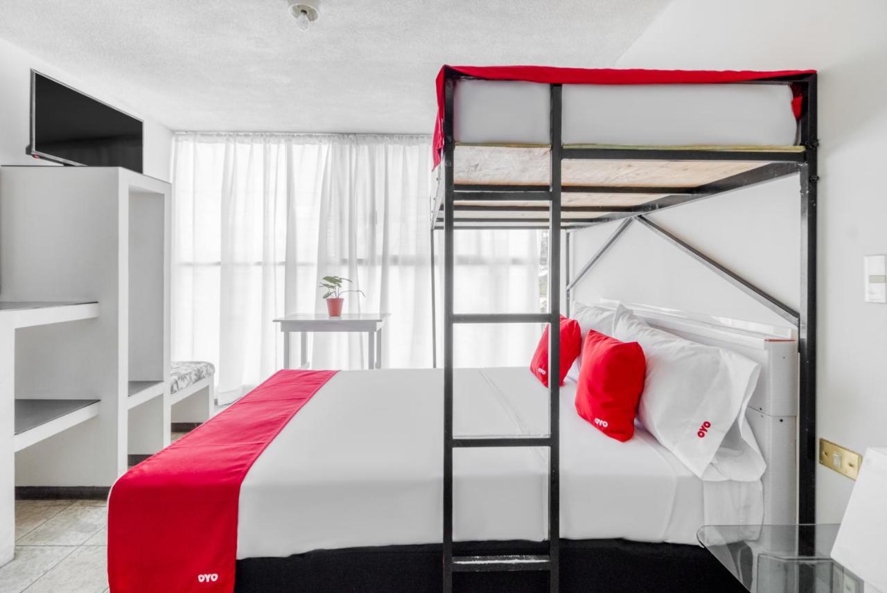 Oyo Hotel Del Llanito, Aguascalientes Ngoại thất bức ảnh